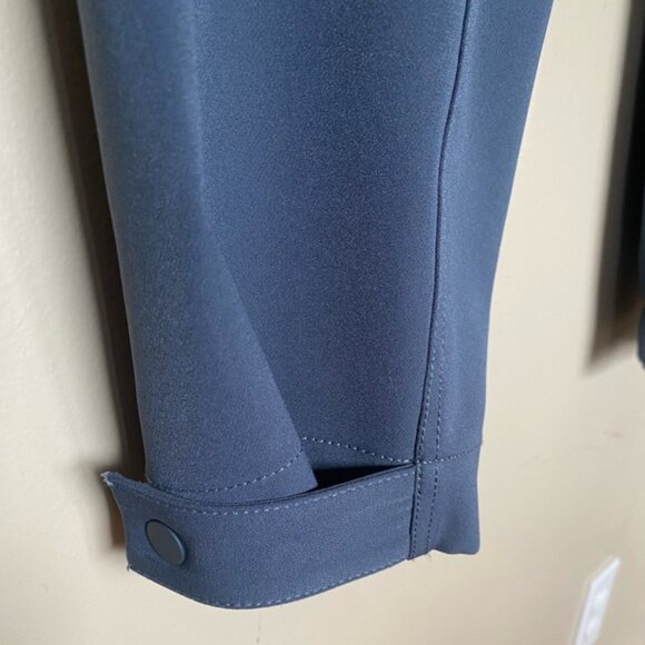 COPY - Athleta Light Slate Endless High Rise Cargo Pants Size 14 EUC - Picture 2 of 4